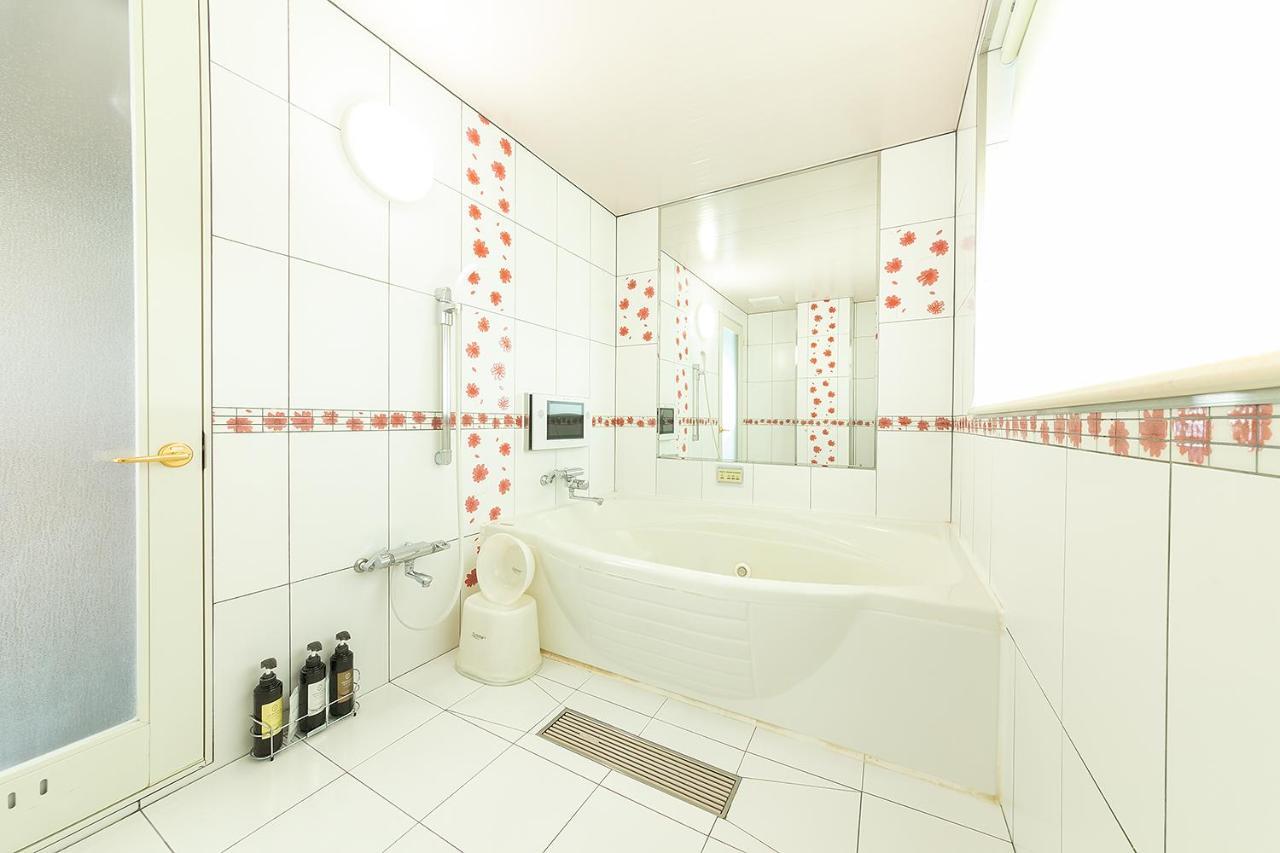 Hotel To Вакаяма Екстер'єр фото